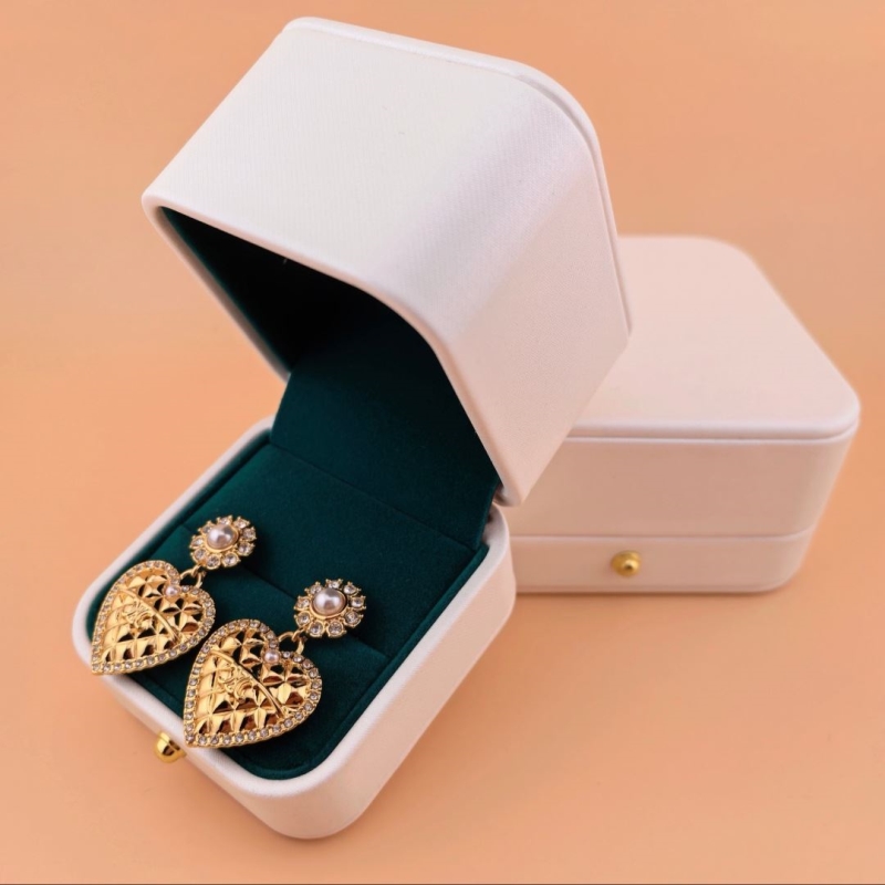 Ce1i*e earrings